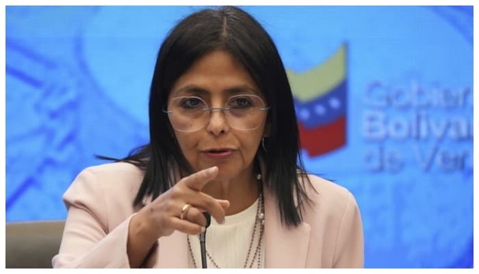 وینزویلا کی نائب صدر نے عدالتی حکم پر صدارتی ذمہ داریاں سنبھال لیں