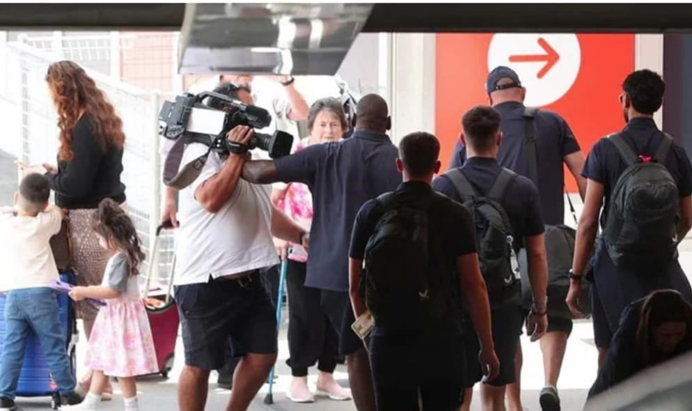 ایشز سیریز: انگلش ٹیم کے سکیورٹی اسٹاف اور آسٹریلوی میڈیا کے درمیان جھگڑا 