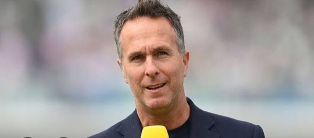 بونڈی حملے کے دوران سابق انگلش کرکٹ ٹیم کے کپتان ریسٹورنٹ میں محصور ہوگئے