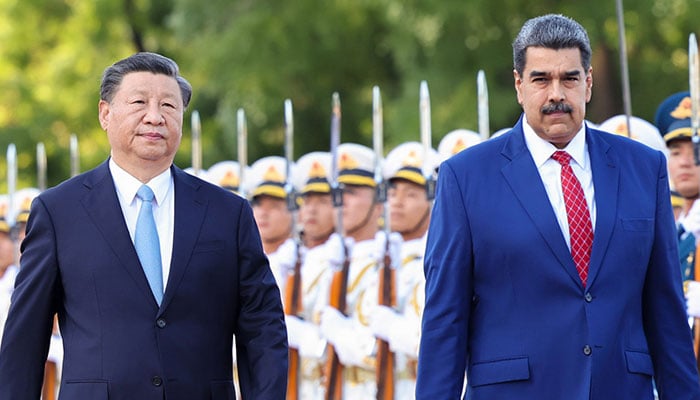 امریکا وینزویلا کو غیرمستحکم کرنے کی کوششیں بند کرے، چین کا صدر مادورو اور اہلیہ کی فوری رہائی کا مطالبہ