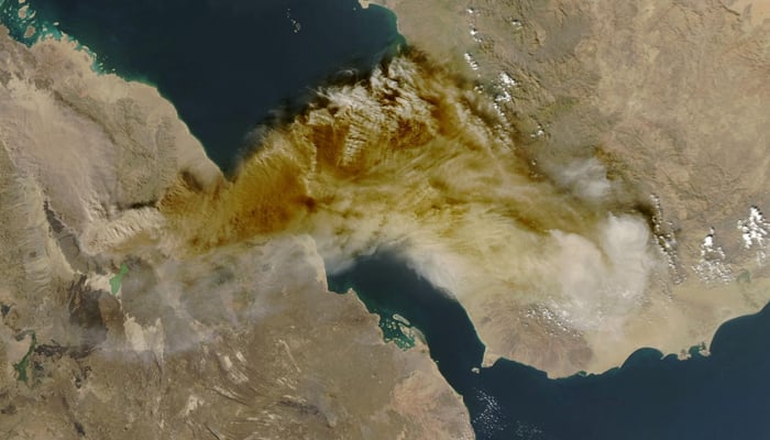 ایتھوپیا میں پھٹنے والے آتش فشاں کی راکھ پاکستان تک پہنچ گئی