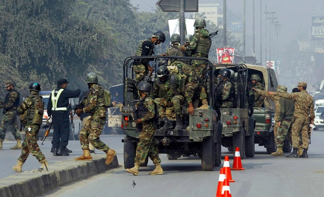 بنوں میں 25 خوارج ہلاک