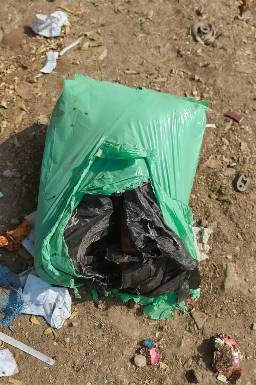 کراچی: گلشن اقبال میں شاپنگ بیگ سے انسانی دھڑ برآمد