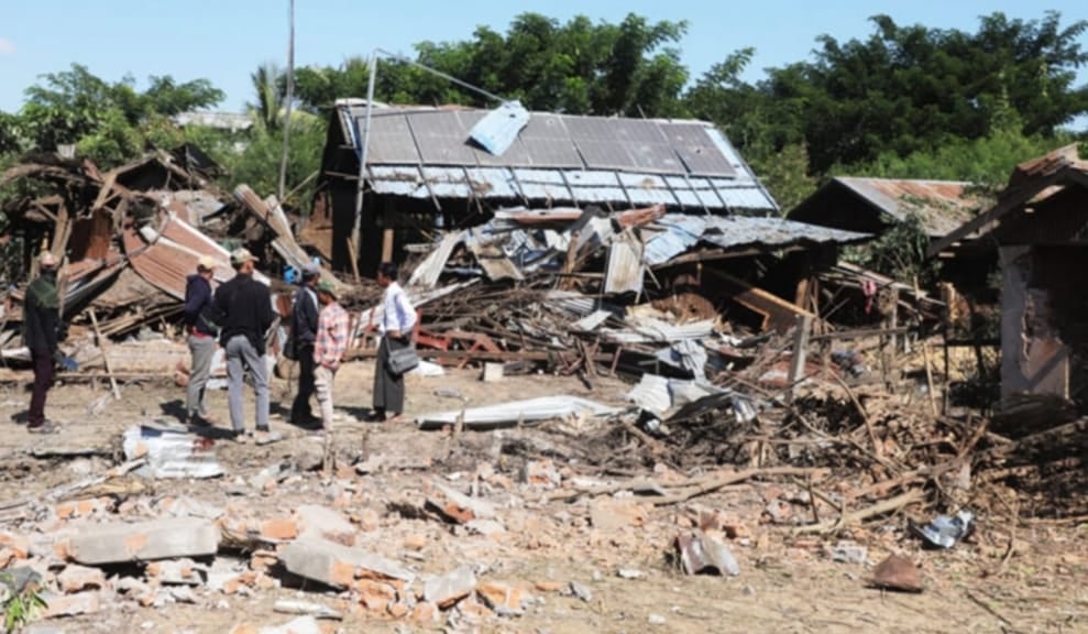 میانمار فوج کے اپنے ہی شہریوں پر فضائی حملے، 31افراد ہلاک