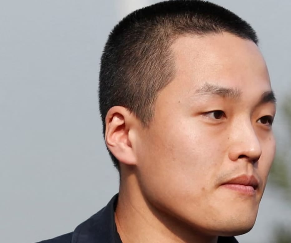 کرپٹو کرنسی میں 40ارب ڈالر کا چونہ لگانے والے فراڈیے کو 15سال قید کی سزا