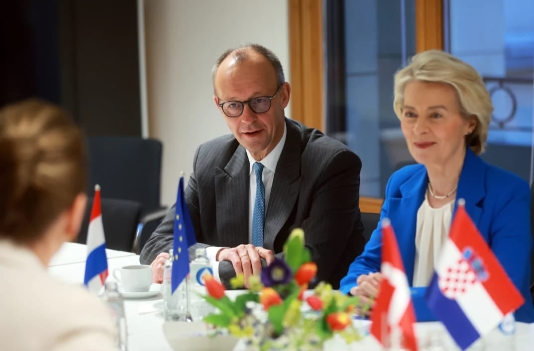 ’’روس کو آج پیسے دیں، ورنہ کل خون بہے گا‘‘ یورپی یونین کے اجلاس میں تجویز