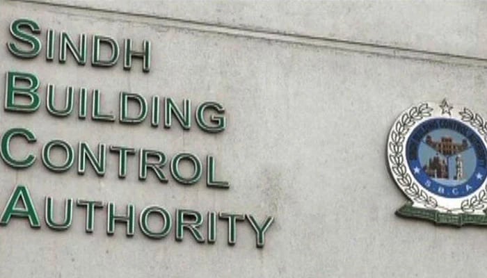 ایئرپورٹ کی حدود میں 37 منزلہ عمارت بنانے کی اجازت غیرقانونی ہے: SBCAکیخلاف تحقیقات کا حکم