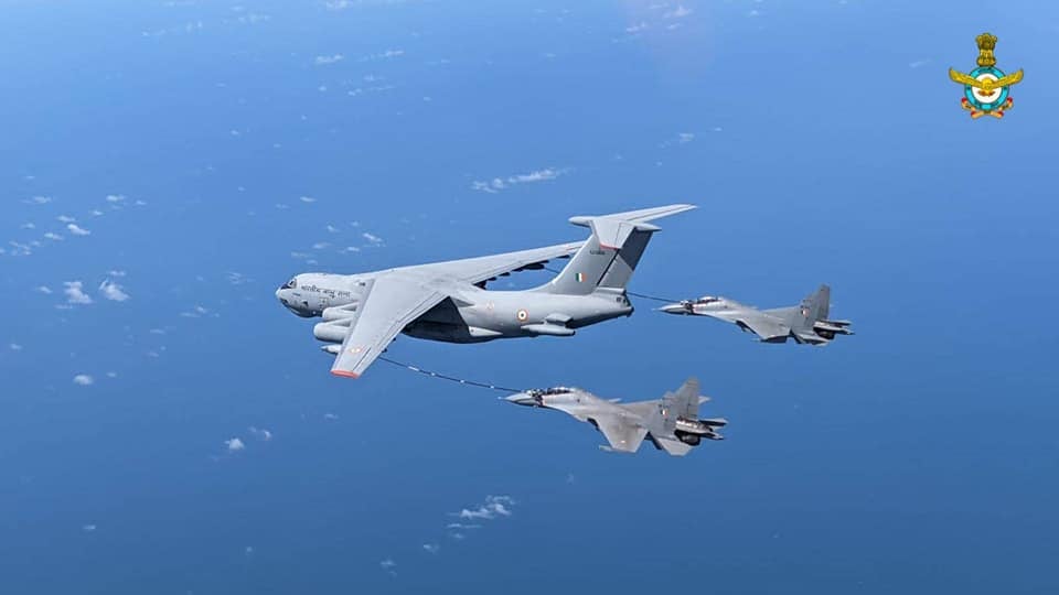 بدترین شکست کے باوجود مودی کا جنگی جنون برقرار، پاکستانی سرحد کے قریب بڑے پیمانے پر فضائی مشقوں کا اعلان